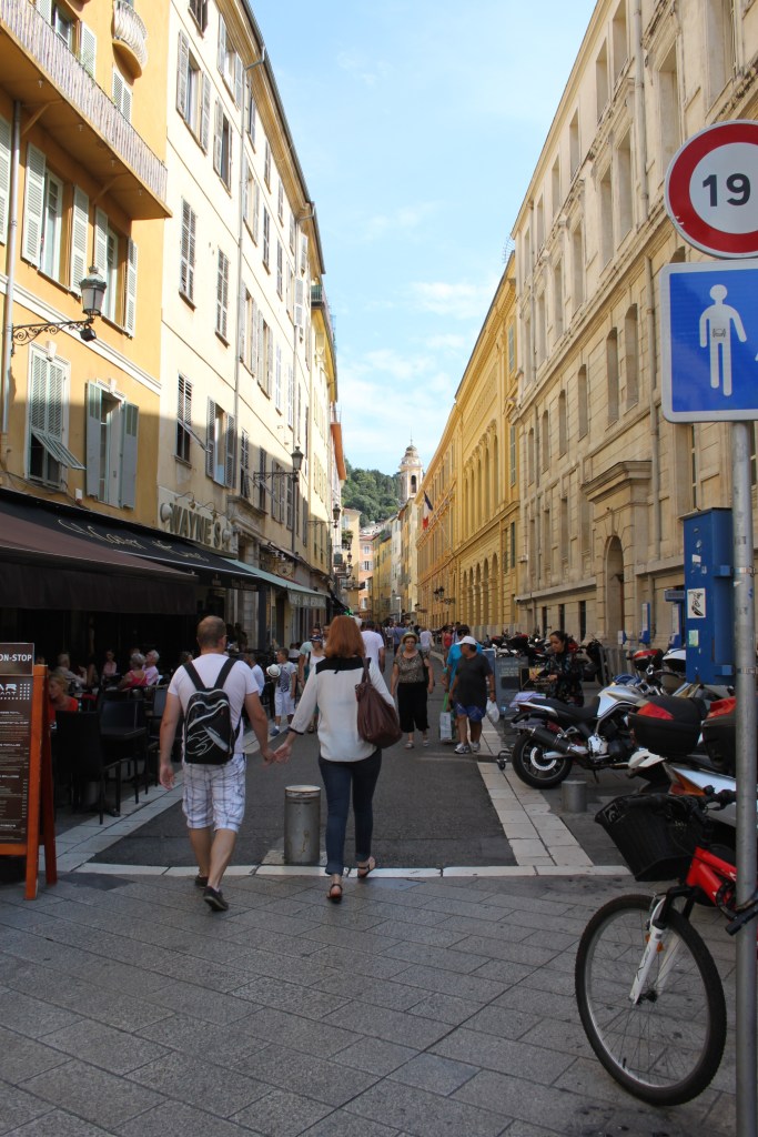 morning-market-old-town-nice-france